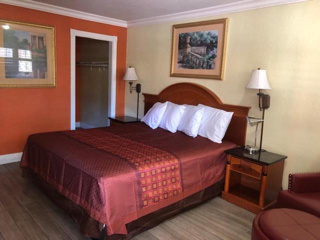 Antioch Executive Inn Eksteriør bilde